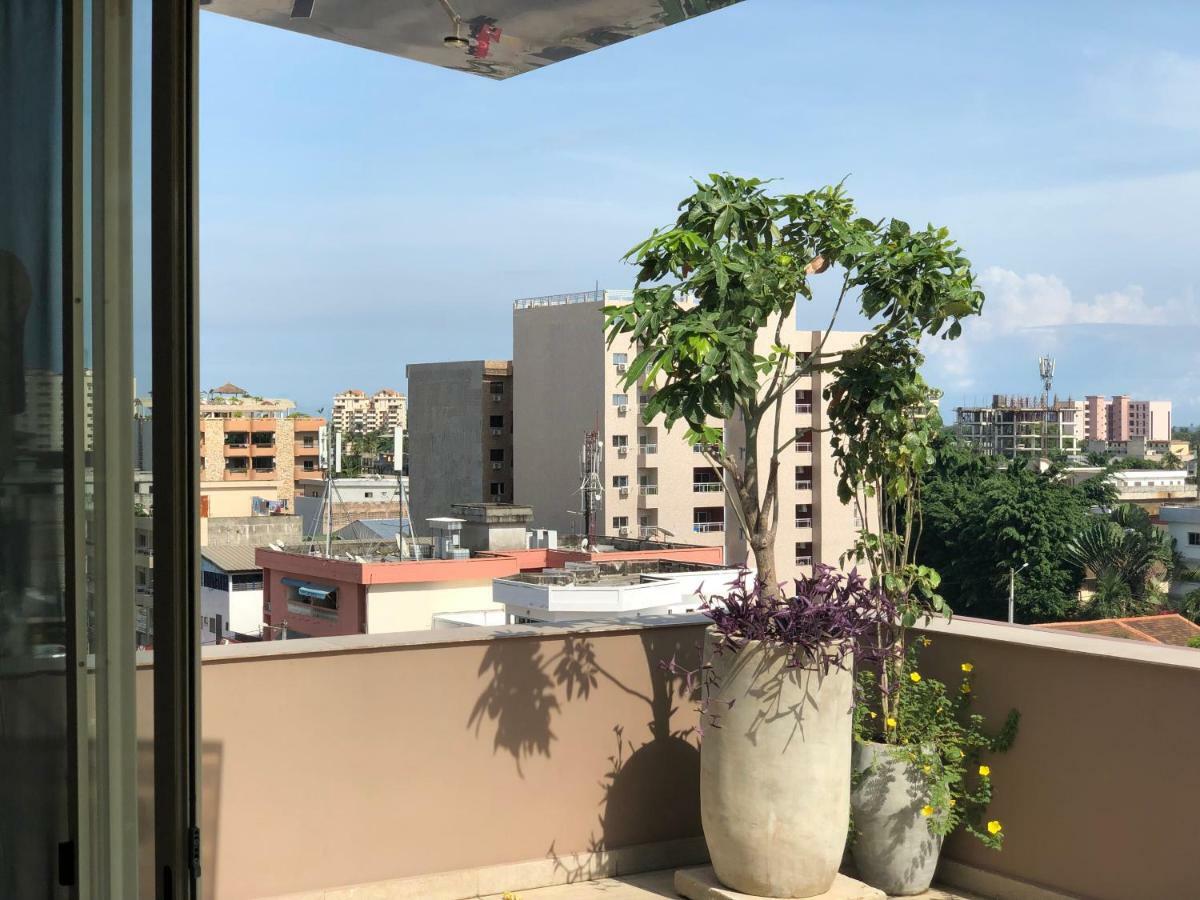 Roots Hotel Apartments Abidjan Exterior foto